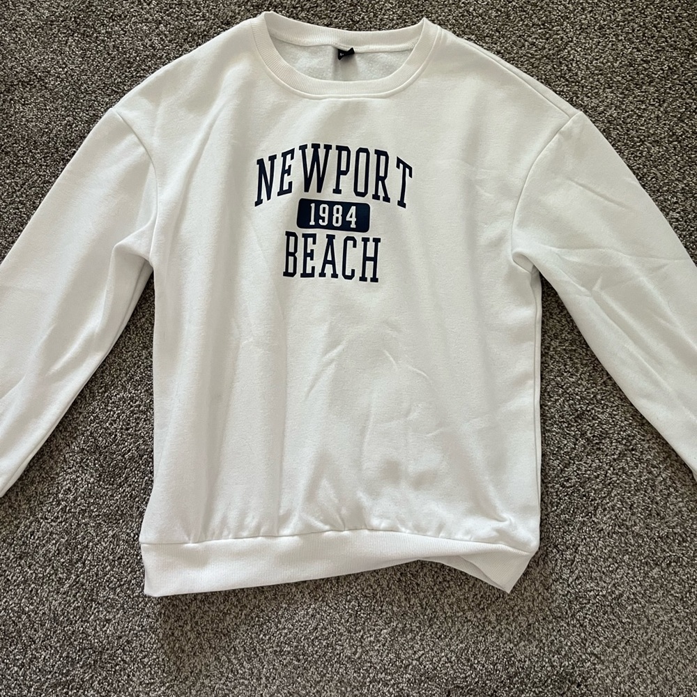 White sweatshirt